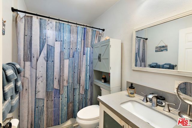 7414 Brighton Avenue, Los Angeles, CA 90047