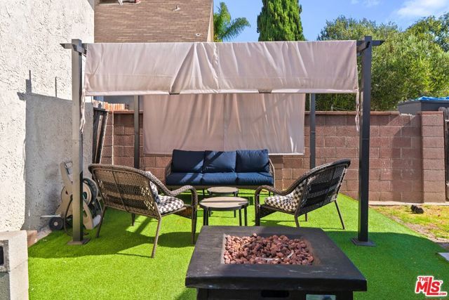 7414 Brighton Avenue, Los Angeles, CA 90047