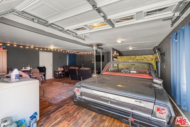 7414 Brighton Avenue, Los Angeles, CA 90047