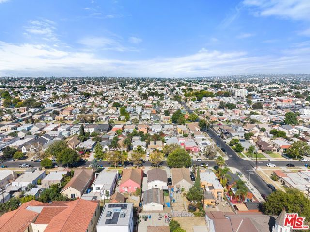 7414 Brighton Avenue, Los Angeles, CA 90047