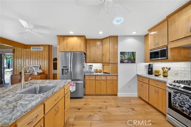 4872 North Arcade, Fresno, CA 93704