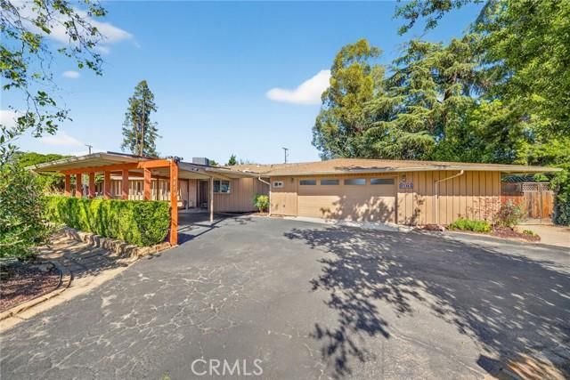 4872 North Arcade, Fresno, CA 93704