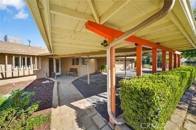 4872 North Arcade, Fresno, CA 93704
