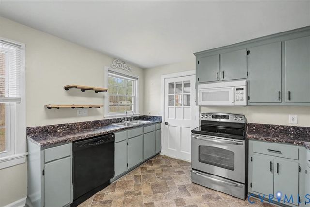 4019 Stigall Dr, Chesterfield, VA 23112