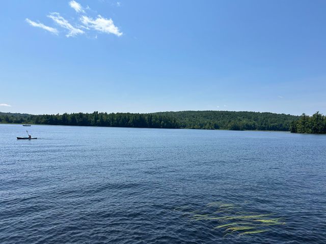 62 Onway Lake Road, Raymond, NH 03077