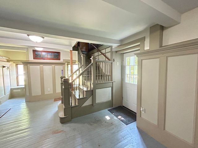 62 Onway Lake Road, Raymond, NH 03077