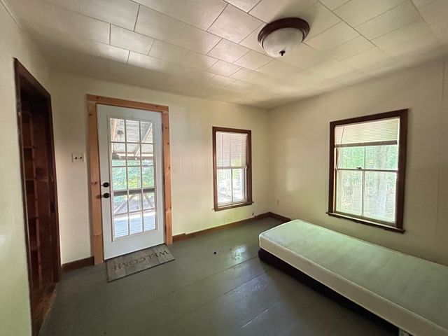 62 Onway Lake Road, Raymond, NH 03077