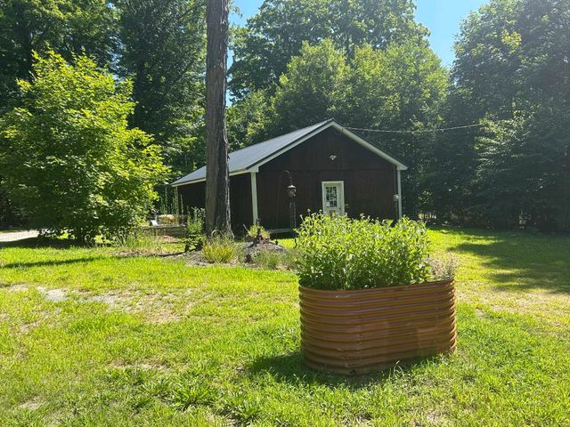 62 Onway Lake Road, Raymond, NH 03077