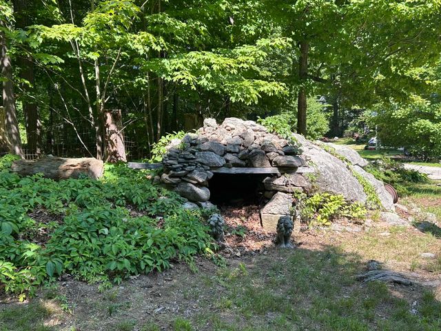 62 Onway Lake Road, Raymond, NH 03077