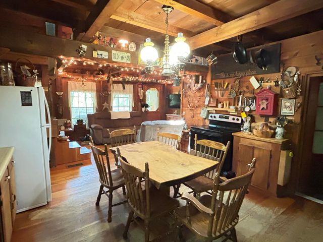 62 Onway Lake Road, Raymond, NH 03077