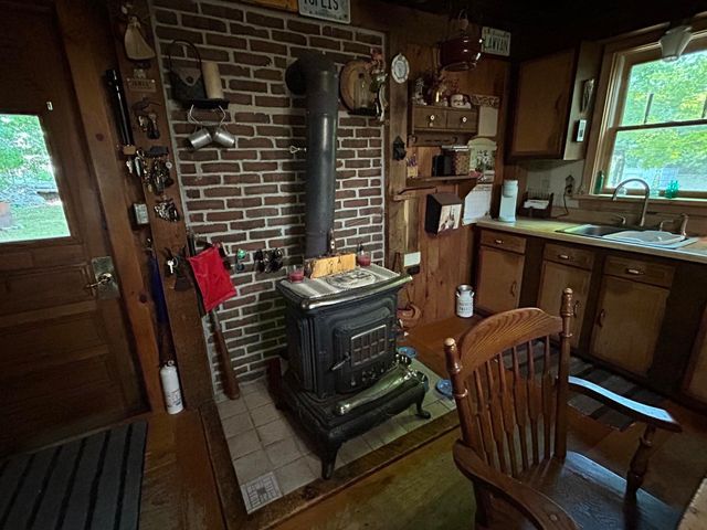 62 Onway Lake Road, Raymond, NH 03077