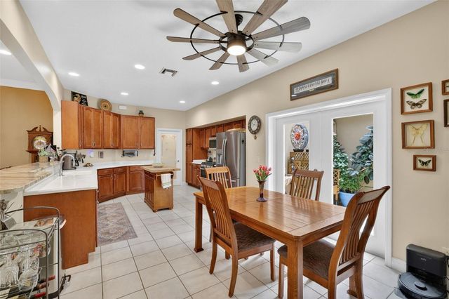 2003 BAYSIDE AVENUE, Mount Dora, FL 32757