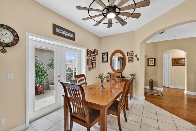 2003 BAYSIDE AVENUE, Mount Dora, FL 32757