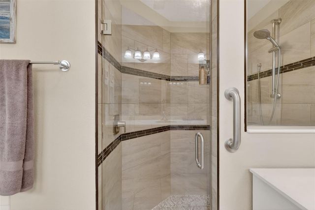 2003 BAYSIDE AVENUE, Mount Dora, FL 32757