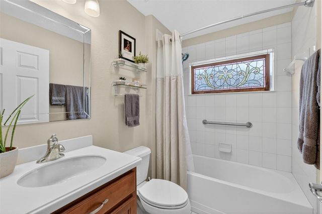 2003 BAYSIDE AVENUE, Mount Dora, FL 32757