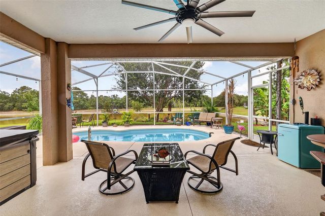 2003 BAYSIDE AVENUE, Mount Dora, FL 32757