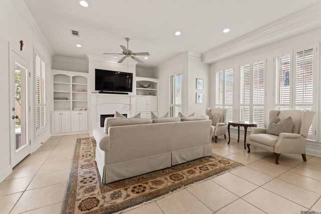 228 E Greens Ave, Baton Rouge, LA 70810