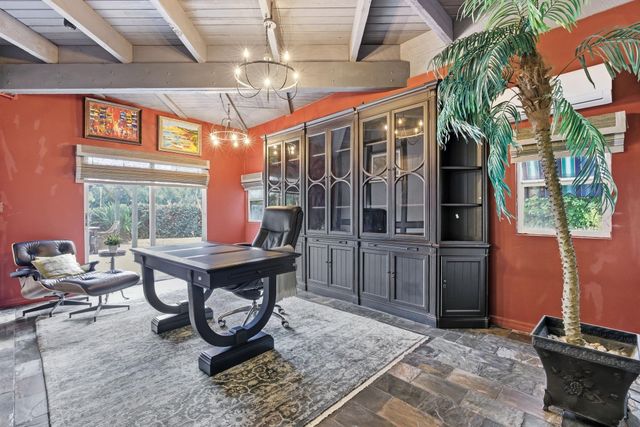 701 Lakewoode Circle, Delray Beach, FL 33445