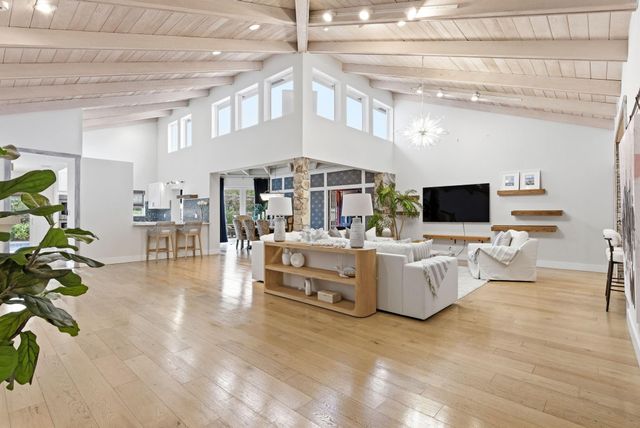 701 Lakewoode Circle, Delray Beach, FL 33445