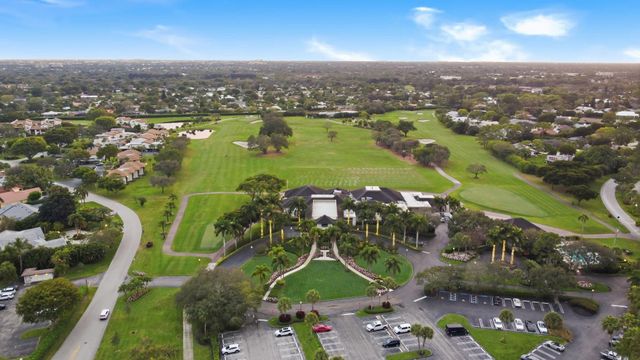 701 Lakewoode Circle, Delray Beach, FL 33445