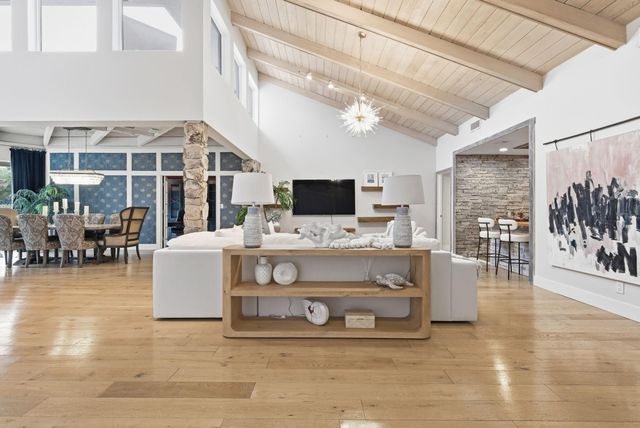 701 Lakewoode Circle, Delray Beach, FL 33445