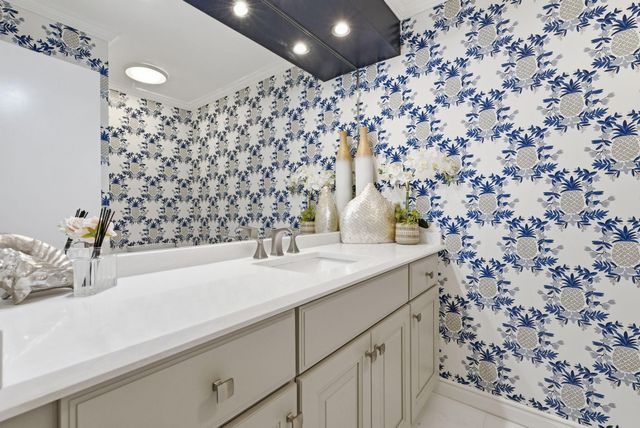 701 Lakewoode Circle, Delray Beach, FL 33445