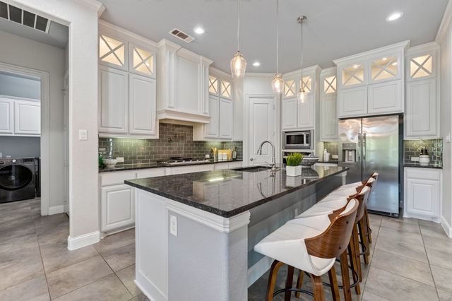 6451 Still Waters Court, Midlothian, TX 76065