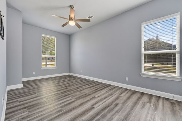 6451 Still Waters Court, Midlothian, TX 76065