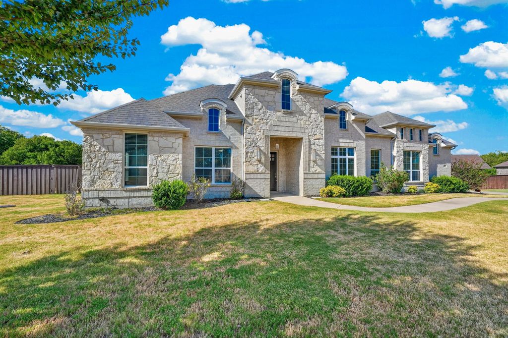 6451 Still Waters Court, Midlothian, TX 76065