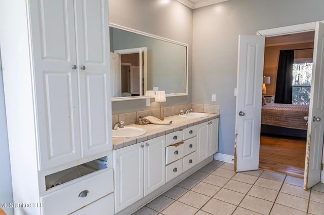 2050 Paradise Ridge, Brandon, MS 39042