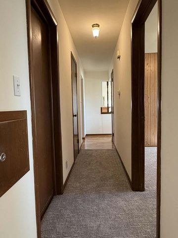 3904 Wilshire DRIVE, Racine, WI 53402
