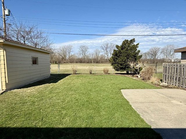 3904 Wilshire DRIVE, Racine, WI 53402