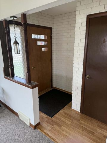 3904 Wilshire DRIVE, Racine, WI 53402