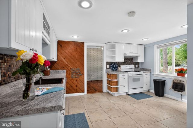 118 7TH ST, Colonial Beach, VA 22443