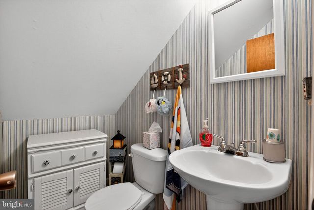 118 7TH ST, Colonial Beach, VA 22443