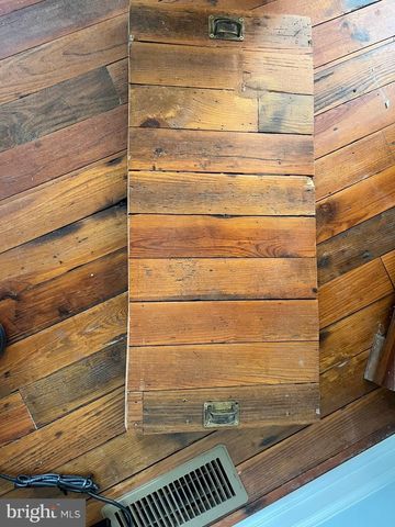 118 7TH ST, Colonial Beach, VA 22443