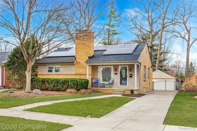 702 Orchard View Drive, Royal Oak, MI 48073