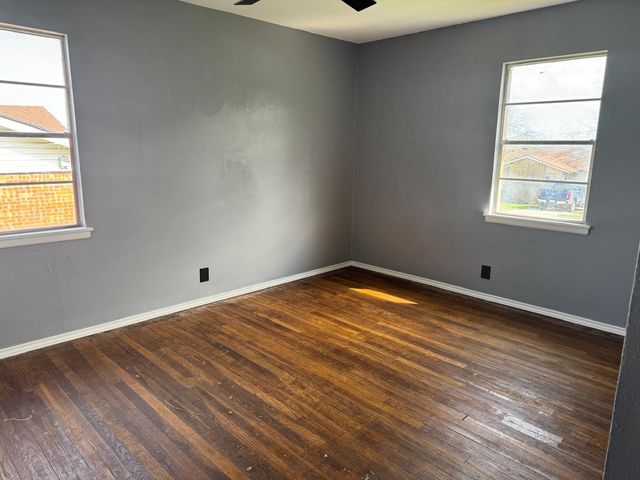 7940 Chaparral Drive, White Settlement, TX 76108