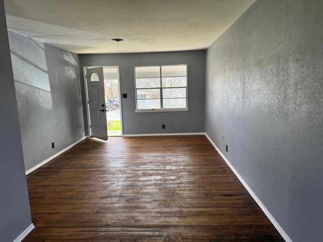 7940 Chaparral Drive, White Settlement, TX 76108