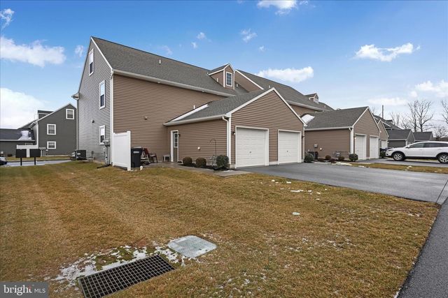 613 BYLER CIR, Lebanon, PA 17042