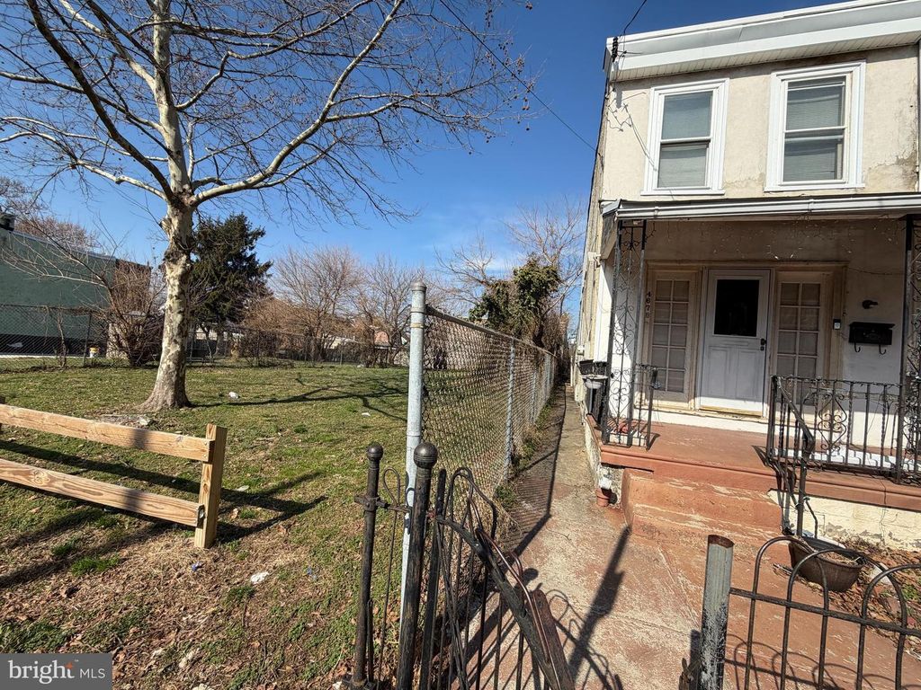 4678 HAWTHORNE ST, Philadelphia, PA 19124