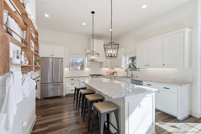 401 Lavender Lane, Fairview, TX 75069