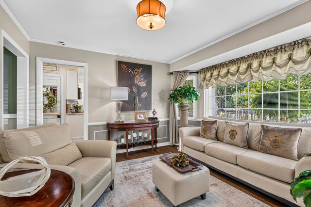 3430 Stonehenge Court, Upper Arlington, OH 43221