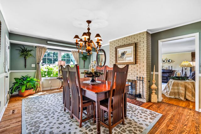 3430 Stonehenge Court, Upper Arlington, OH 43221