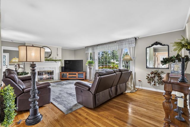 3430 Stonehenge Court, Upper Arlington, OH 43221