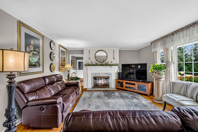 3430 Stonehenge Court, Upper Arlington, OH 43221