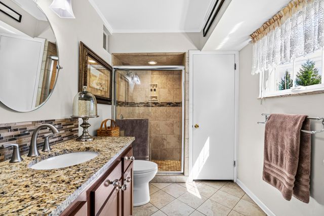 3430 Stonehenge Court, Upper Arlington, OH 43221
