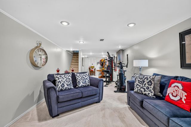 3430 Stonehenge Court, Upper Arlington, OH 43221