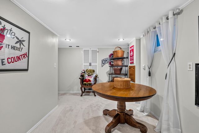 3430 Stonehenge Court, Upper Arlington, OH 43221