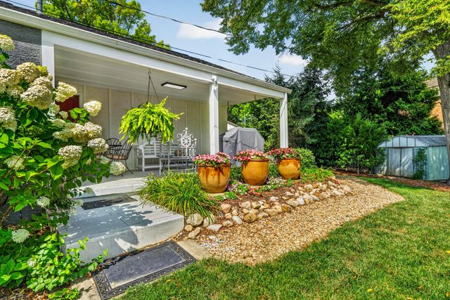 3430 Stonehenge Court, Upper Arlington, OH 43221